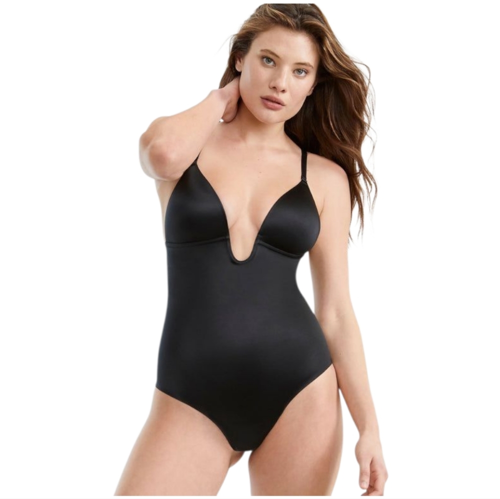 Spanx Suit Your Fancy Convertible Low Plunge Thong Bodysuit Large Black